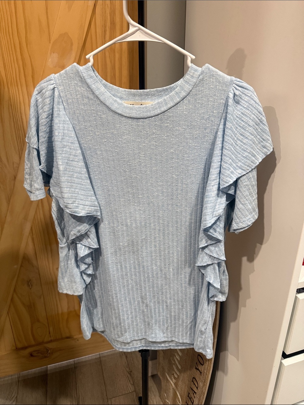 Light Blue Ruffle Sleeve Short Sleeve Knit Top